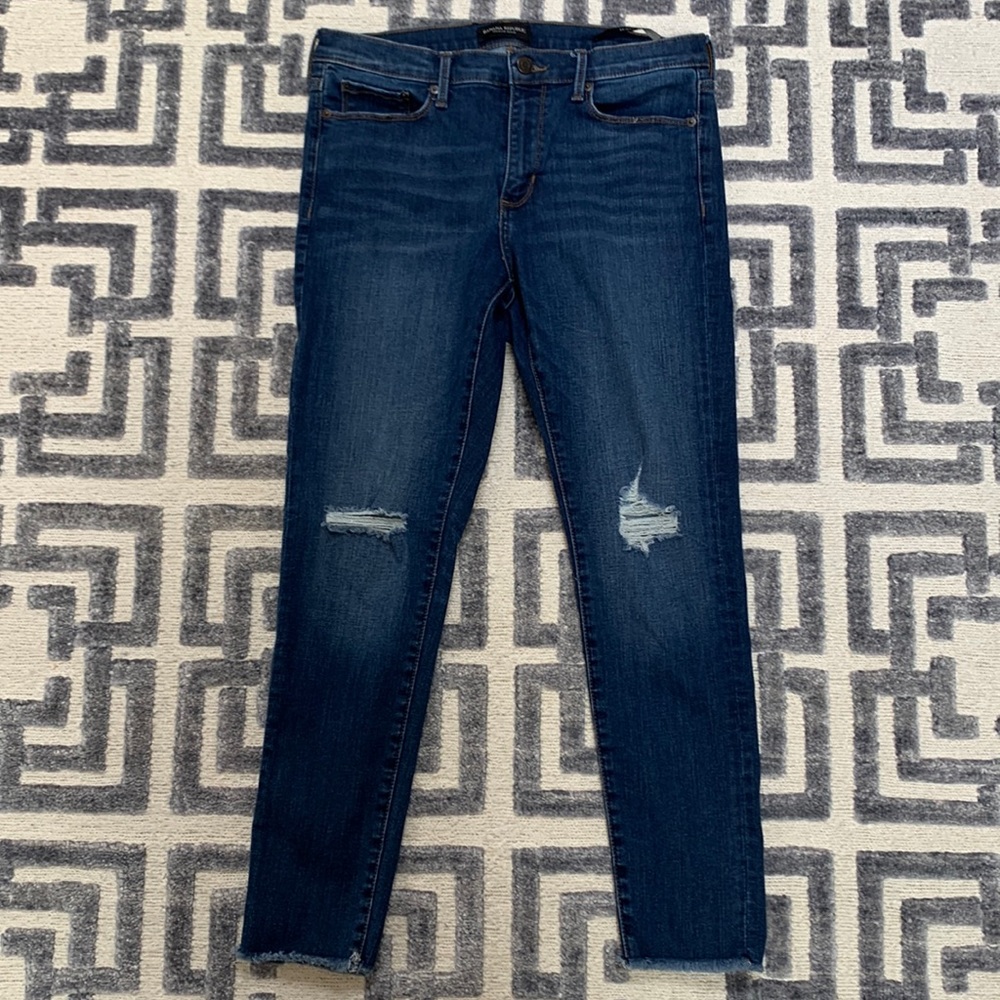 Banana Republic raw hem distressed cropped jeans size 30S
